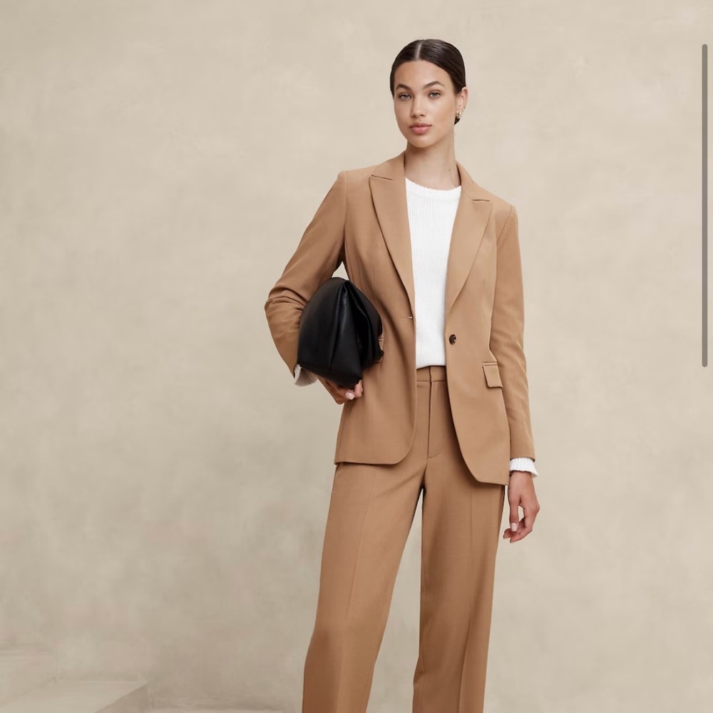 NWT Banana Republic Long and lean‎ ponte blazer in camel jacket size XS reg $100